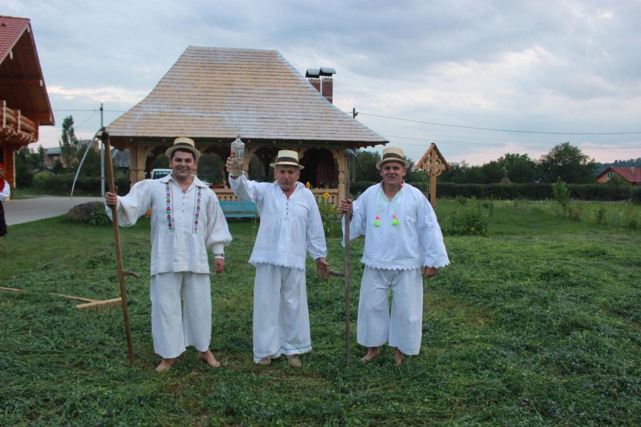 Agropensiunea Maria Unguras Zewnętrze zdjęcie